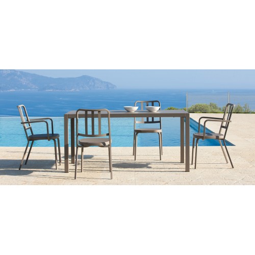 Tavolo da esterno Quatris Vermobil 120x80 in metallo QT12080